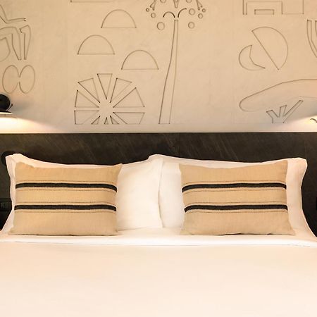 Domes Novos Santorini, Autograph Collection Otel Oia Dış mekan fotoğraf